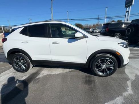 Certified 2023 Buick Encore GX Select image 9
