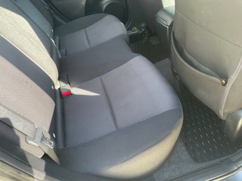 Used 2010 MAZDA MAZDA3 i Touring FWD image 20