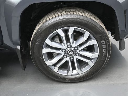 Used 2025 Toyota 4Runner Limited image 44