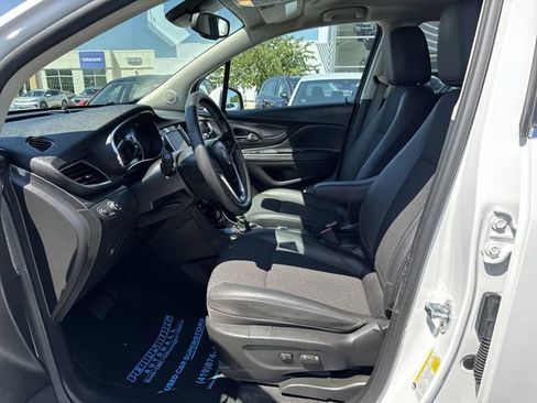 Used 2022 Buick Encore Preferred w/ Safety Package AWD/4WD image 18