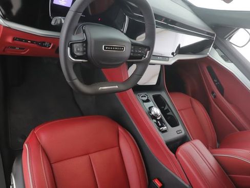 Used 2024 Jeep Wagoneer Launch Edition image 17