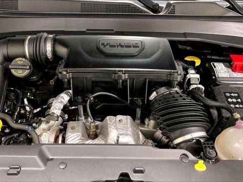 Used 2025 Jeep Compass Trailhawk w/ Sun & Sound Group AWD/4WD image 10