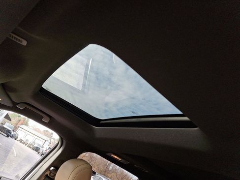 Used 2017 Ford Explorer Limited w/ Equipment Group 303A image 14