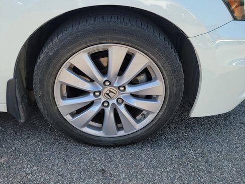 Used 2011 Honda Accord EX-L image 34