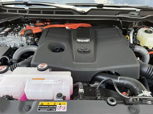 New 2026 Toyota Tundra Platinum AWD/4WD image 37