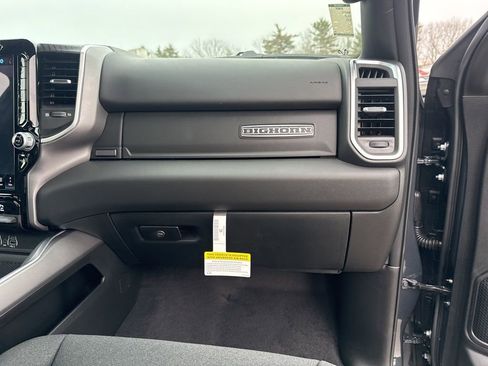 New 2026 RAM 1500 4x4 Crew Cab image 30