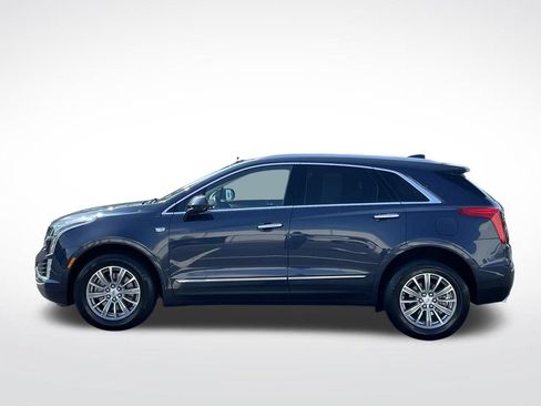 Used 2018 Cadillac XT5 Luxury w/ Driver Awareness Package FWD image 2