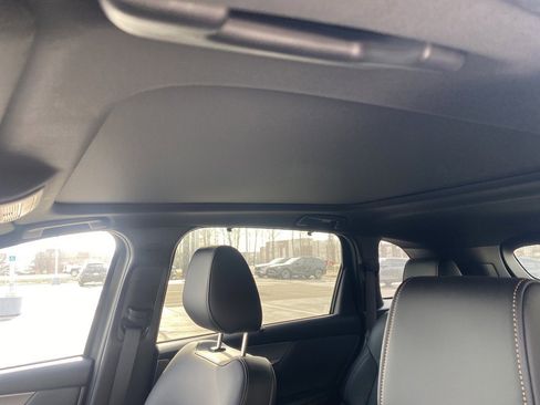 Certified 2025 MAZDA CX-70 Plug-In Hybrid w/ Premium Plus image 15