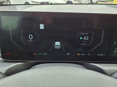 Used 2024 Kia EV9 Light RWD image 30