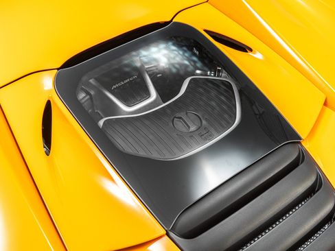 Used 2015 McLaren 650S Spider RWD image 36