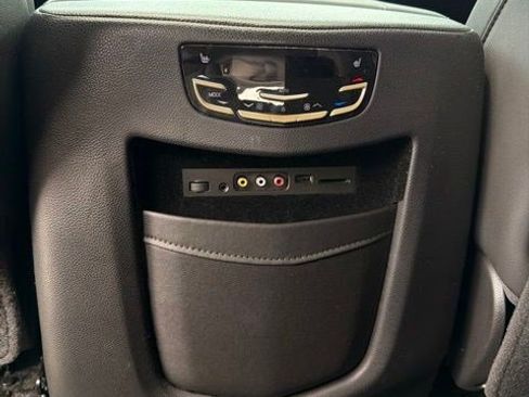 Used 2016 Cadillac Escalade Premium AWD/4WD image 22