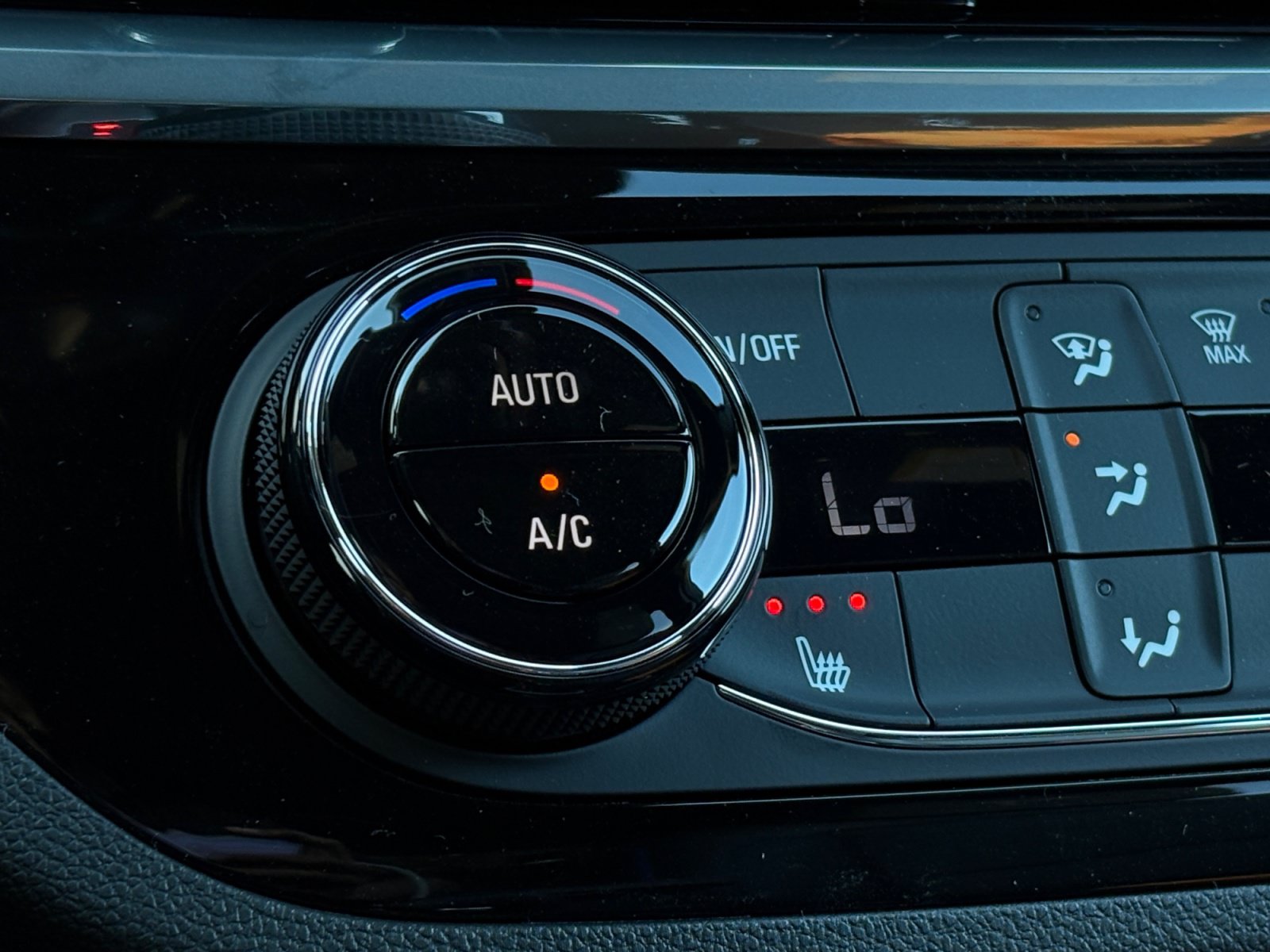 New 2026 Buick Envista Sport Touring w/ Convenience I Package FWD image 26