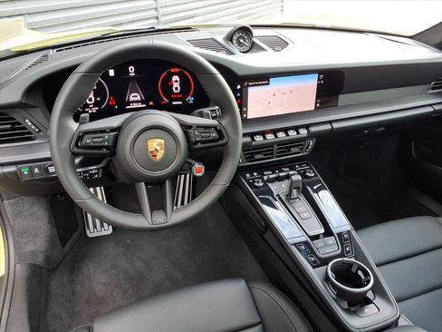 Used 2025 Porsche 911 Carrera 4 GTS image 25