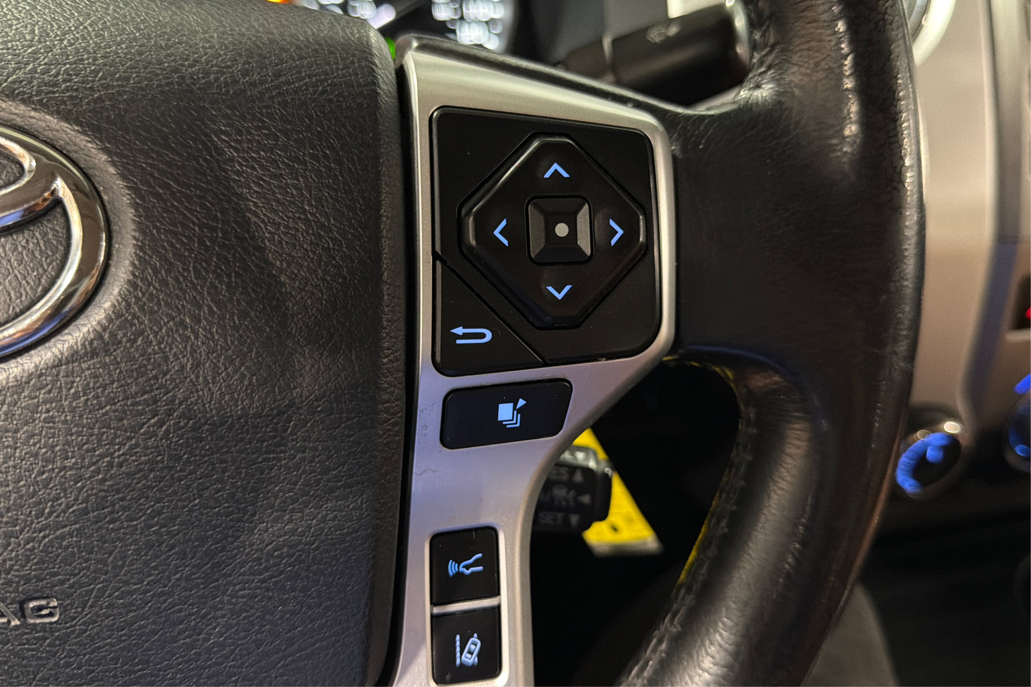 Used 2019 Toyota Tundra 1794 Edition AWD/4WD image 25