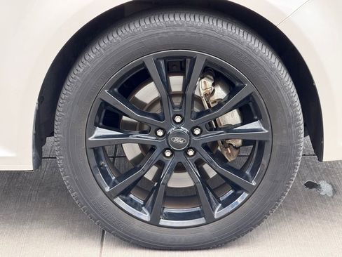 Used 2017 Ford Flex Limited w/ Equipment Group 301A FWD image 6