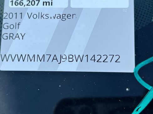 Used 2011 Volkswagen Golf TDI image 23