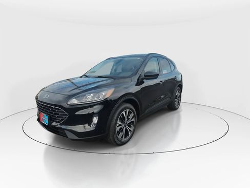 Used 2022 Ford Escape SEL w/ SEL Stealth AWD Package image 4