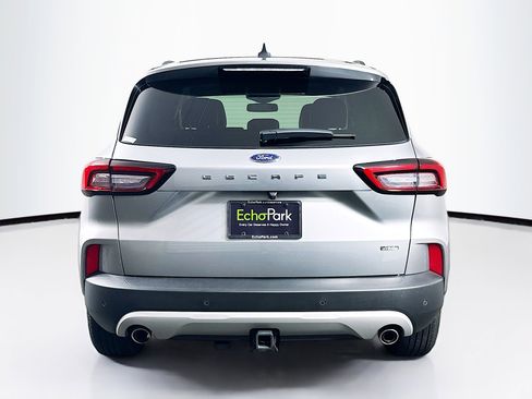 Used 2023 Ford Escape SE w/ PHEV Premium Package image 7