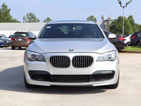 Used 2014 BMW 750Li xDrive AWD/4WD image 2