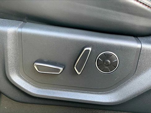 Used 2022 Ford F350 Platinum image 35