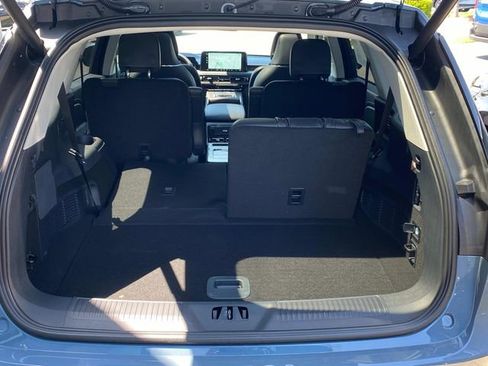 New 2026 Lincoln Aviator Reserve AWD/4WD image 26
