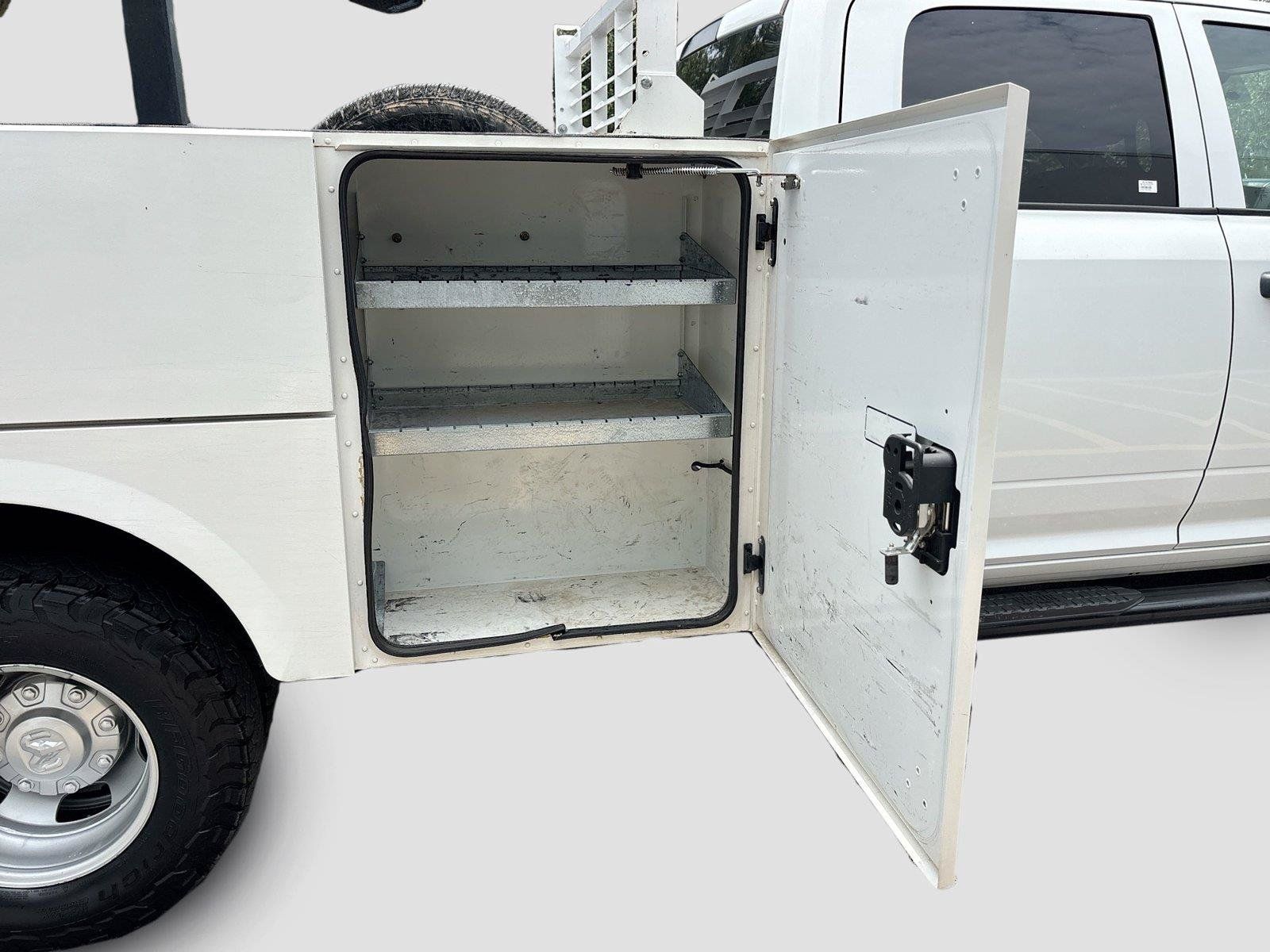 Used 2024 RAM 3500 Tradesman AWD/4WD image 32