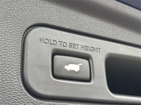 Used 2022 Acura MDX Technology image 17