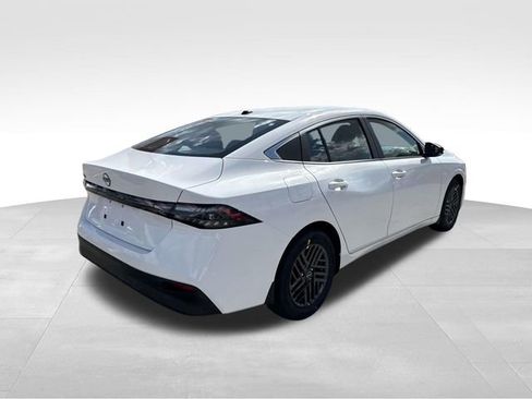 New 2026 Nissan Sentra SV w/ SV Convenience Package FWD image 9