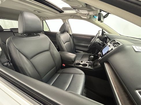 Used 2018 Subaru Outback 3.6R Limited image 41