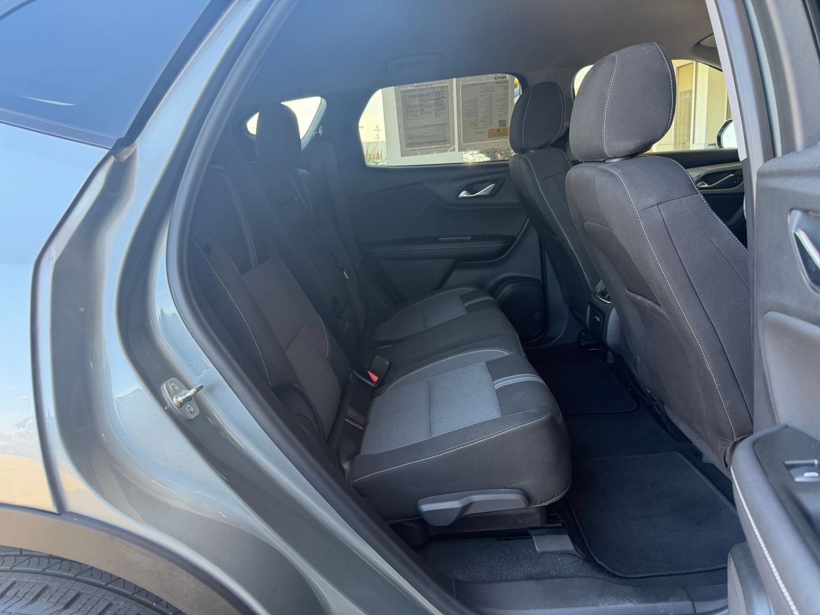 Used 2025 Chevrolet Equinox LT FWD image 39