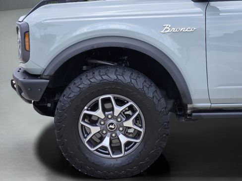 Used 2024 Ford Bronco Badlands AWD/4WD image 29