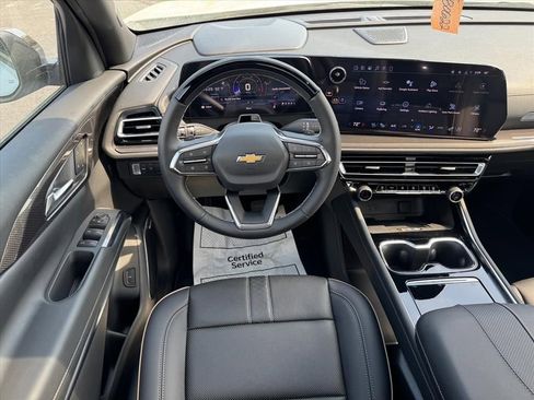 New 2026 Chevrolet Traverse High Country FWD image 10