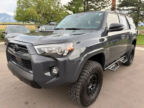 Used 2024 Toyota 4Runner TRD Off-Road Premium AWD/4WD image 3