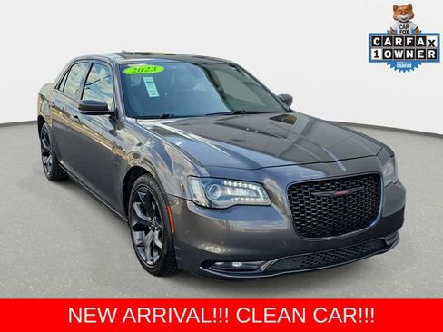 Used 2023 Chrysler 300 S RWD image 3