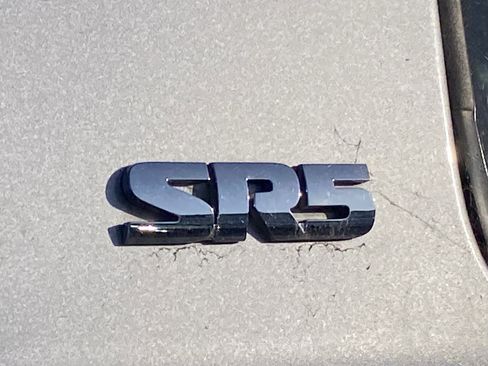 Used 2017 Toyota Tundra SR5 image 5