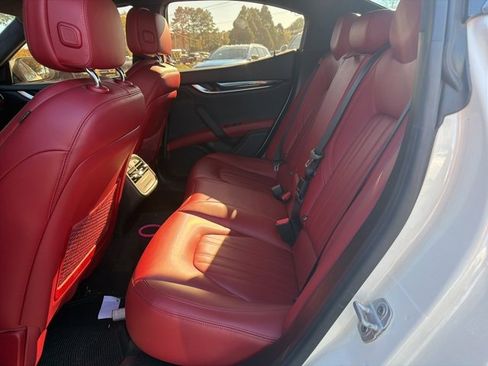 Used 2017 Maserati Ghibli S image 15