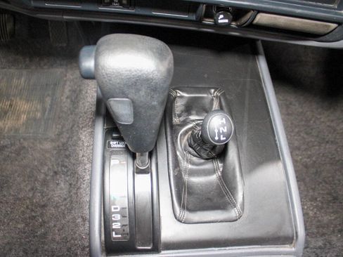 Used 1991 Toyota Land Cruiser image 15