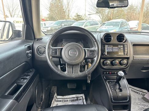 Used 2016 Jeep Patriot High Altitude image 18