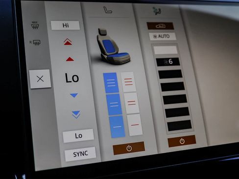 Used 2024 Land Rover Range Rover Sport SE image 27