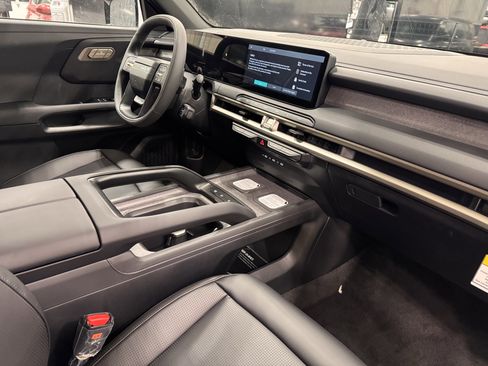 New 2027 Kia Telluride S w/ Towing Package FWD image 10