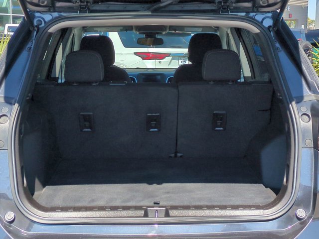 Used 2022 Chevrolet Equinox LT AWD/4WD image 13
