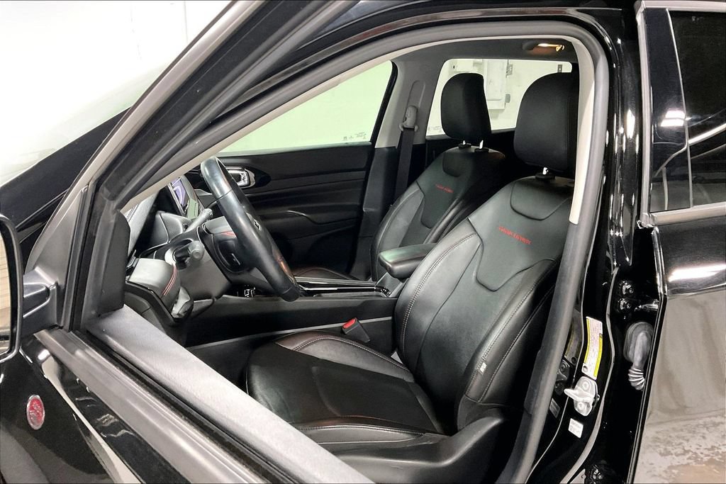 Used 2022 Jeep Compass Trailhawk w/ Trailhawk Elite Group AWD/4WD image 31