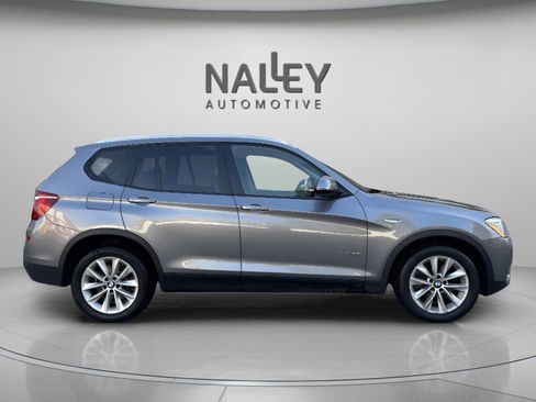 Used 2017 BMW X3 sDrive28i image 5