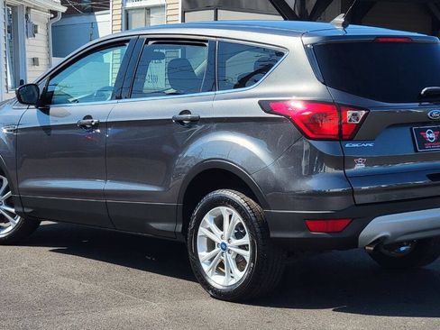Used 2019 Ford Escape SE AWD/4WD image 8