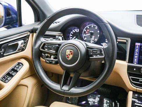 Certified 2023 Porsche Macan S AWD/4WD image 20