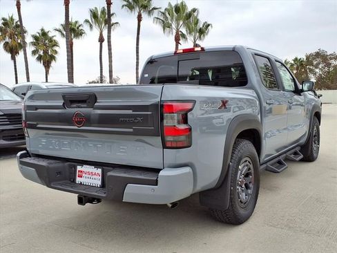 New 2026 Nissan Frontier Pro-X w/ Tow Package RWD image 8