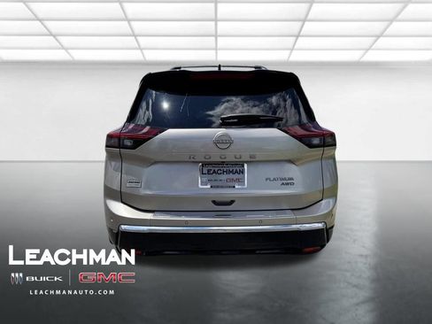 Used 2026 Nissan Rogue Platinum w/ Platinum Premium Package AWD/4WD image 5