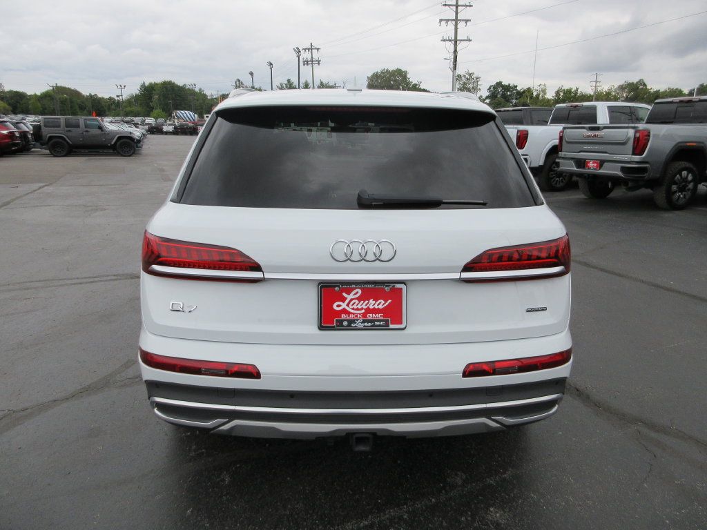 Used 2023 Audi Q7 3.0T Premium w/ Convenience Package AWD/4WD image 7