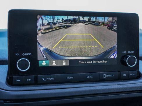 Used 2025 Honda Accord LX image 27