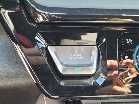 New 2026 GMC Sierra 2500 AT4X image 17